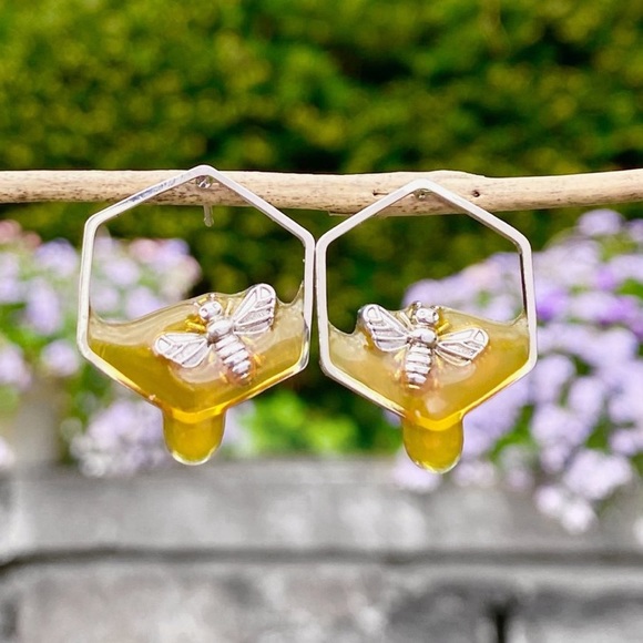 Brandywine Jewelry Nwt Dripping Honey Earrings Poshmark